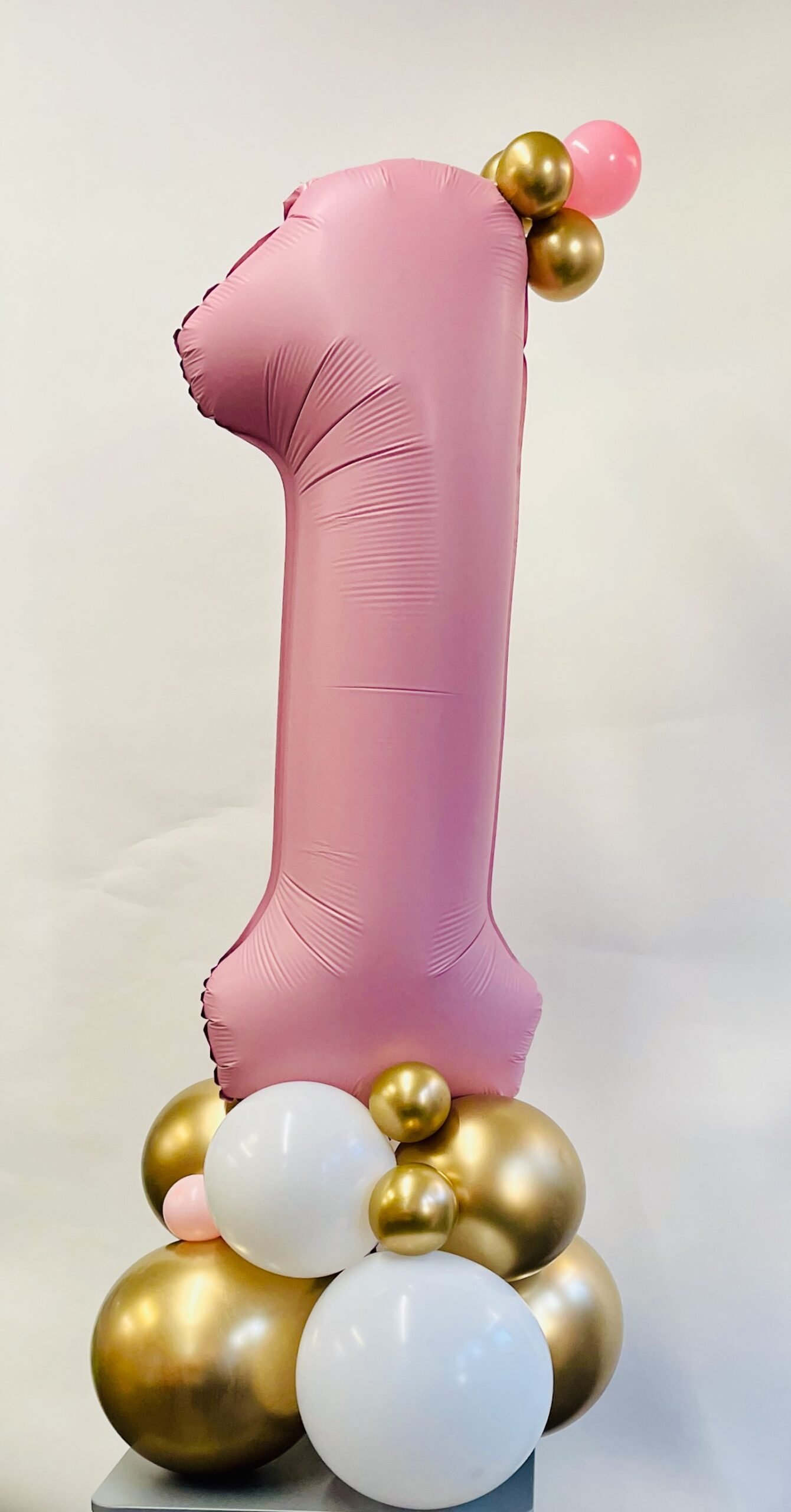 1st Birthday Centrepiece Balloon Stack - Image 5